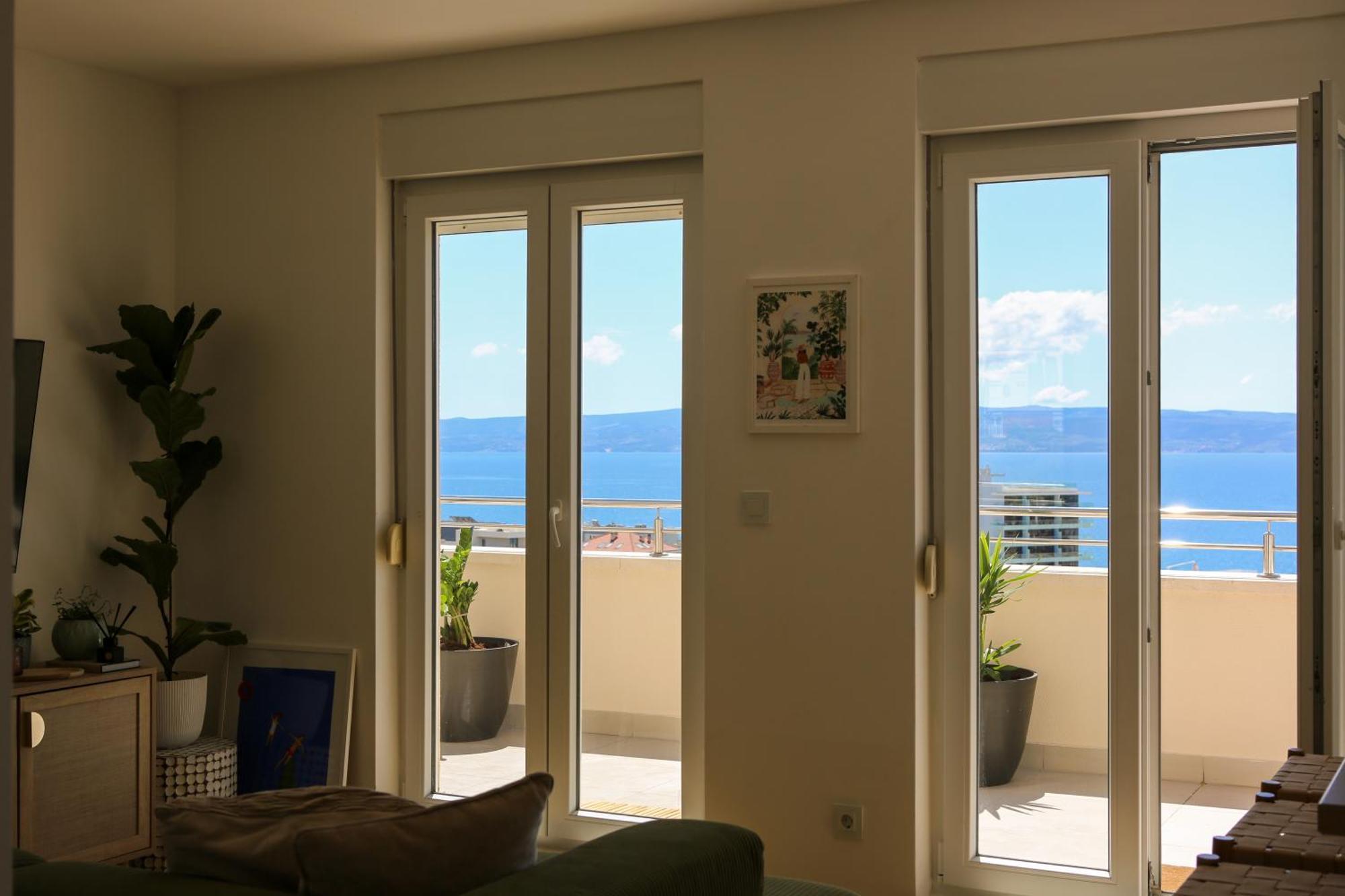 Kiki'S Sea View Studio Split Habitación foto