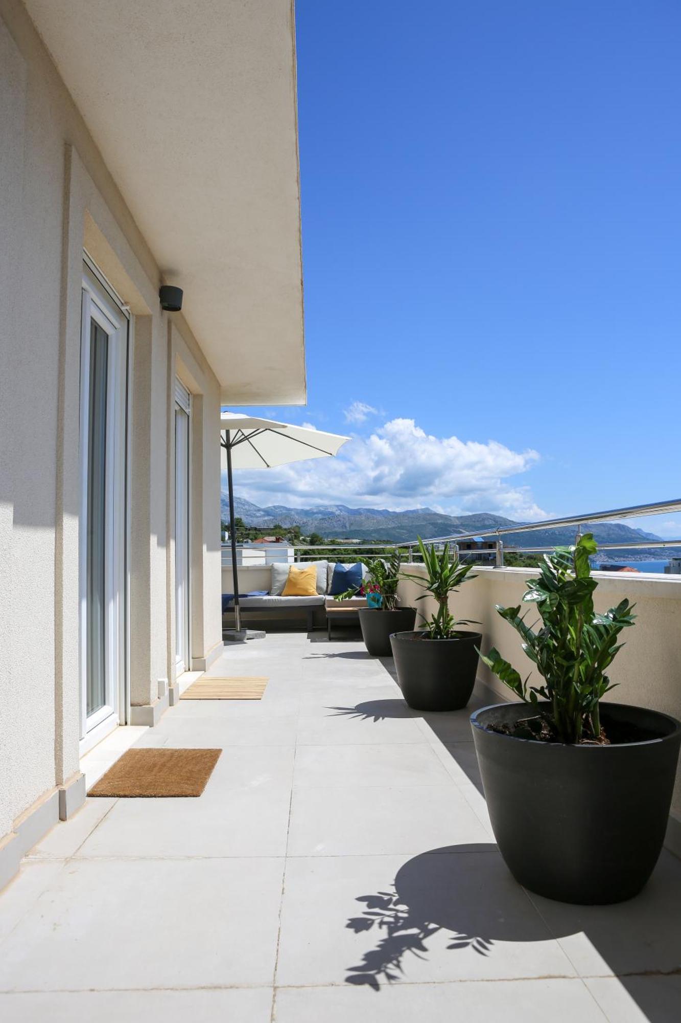 Kiki'S Sea View Studio Split Habitación foto